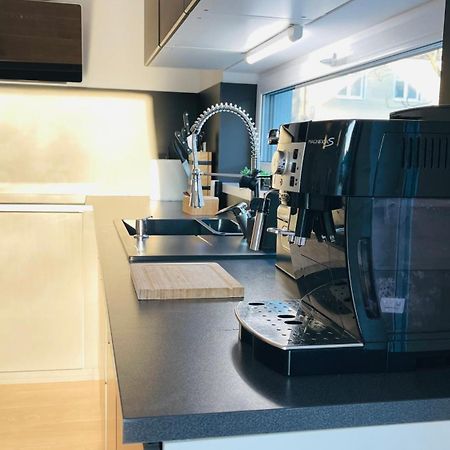 House Flow, 3 Room With Terrace, Free 2 Parking บราติสลาวา ภายนอก รูปภาพ