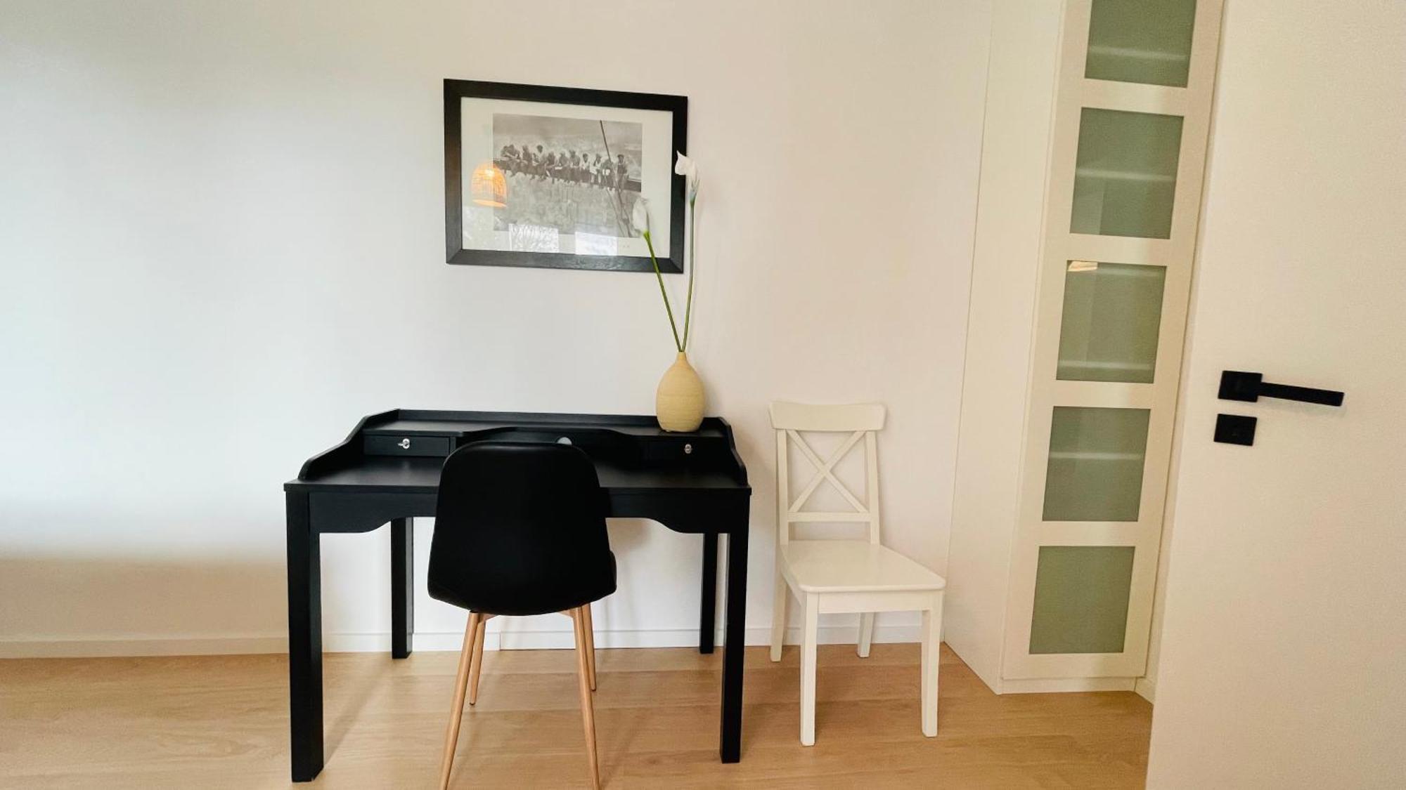 House Flow, 3 Room With Terrace, Free 2 Parking บราติสลาวา ภายนอก รูปภาพ