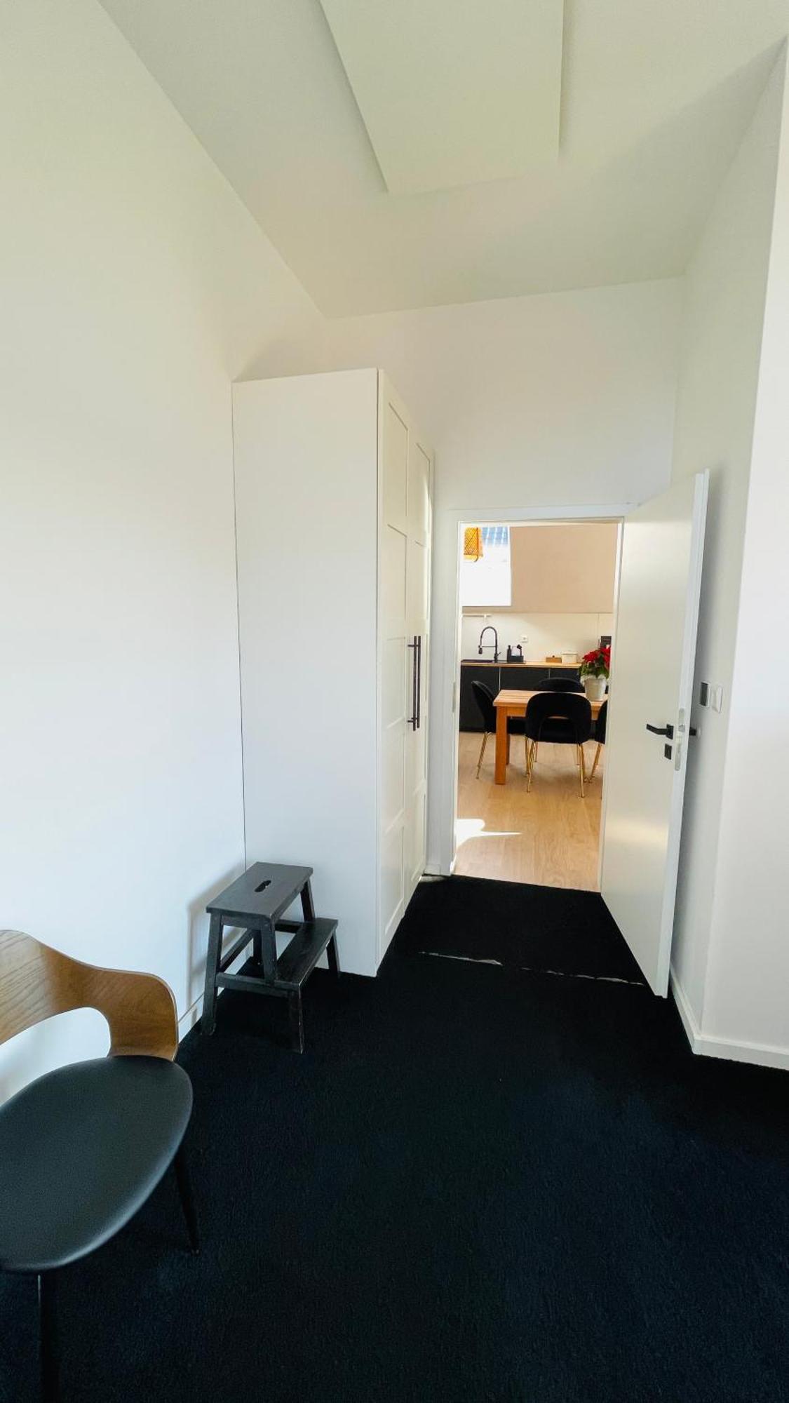 House Flow, 3 Room With Terrace, Free 2 Parking บราติสลาวา ภายนอก รูปภาพ