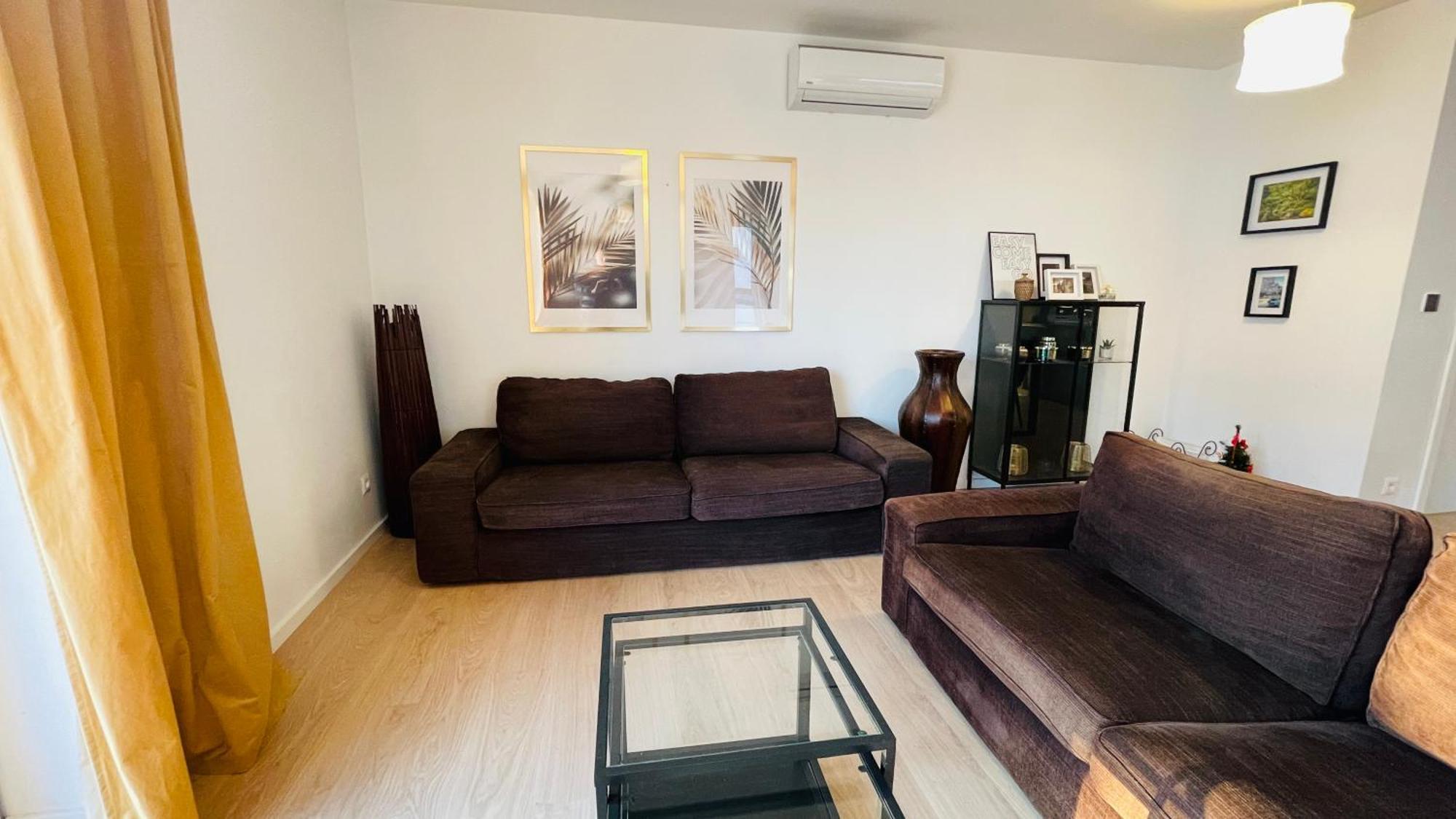 House Flow, 3 Room With Terrace, Free 2 Parking บราติสลาวา ภายนอก รูปภาพ